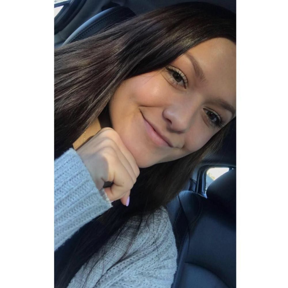 Meet your Posher, Alyssa
